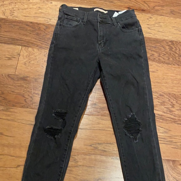 LEVIS SKINNY BLACK RIP JEANS - Picture 1 of 4